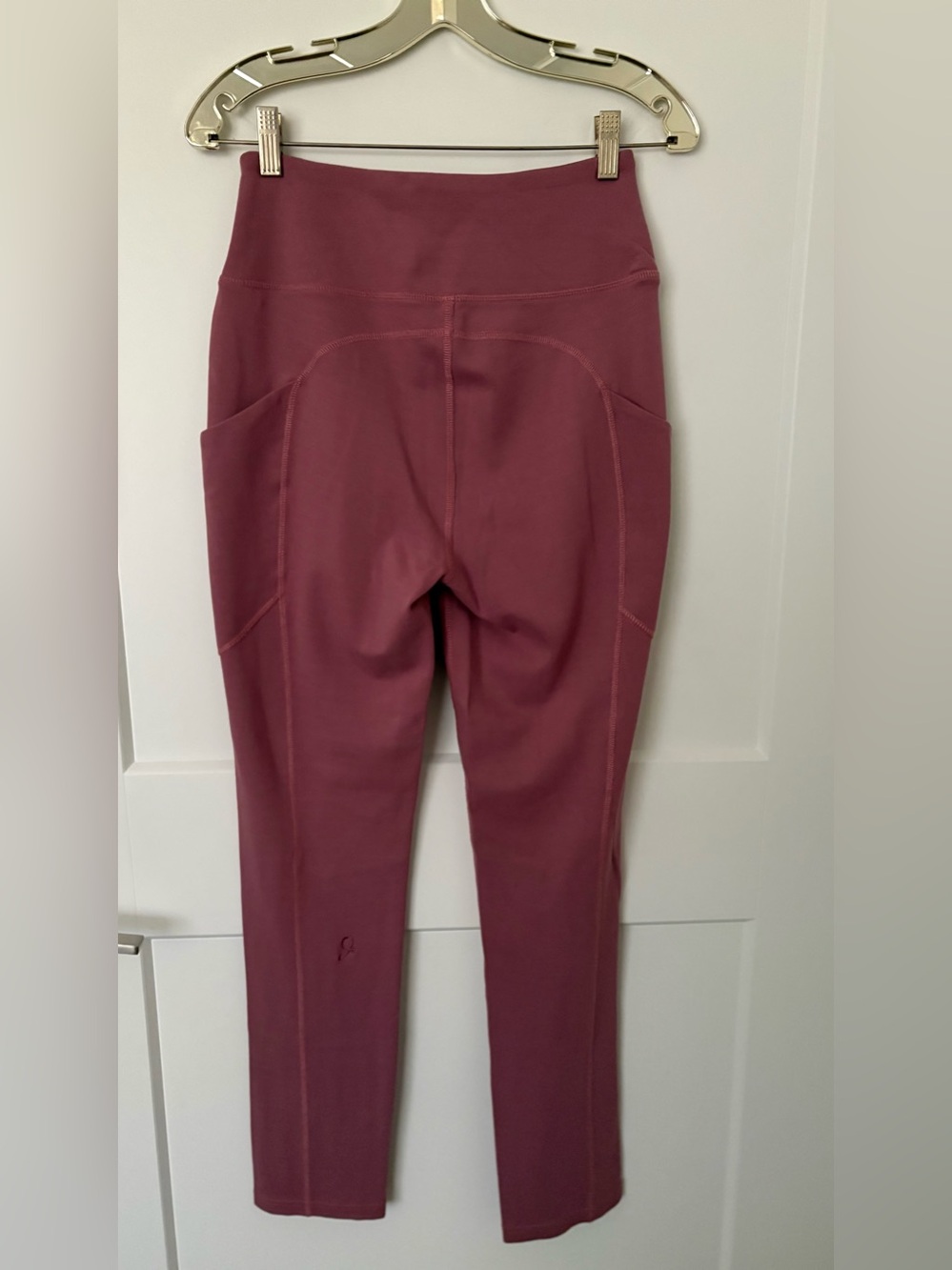 Jaanuu Scrub Set- Mauve Top With Ruffle Trim And Knit Cargo Pants-Small - Picture 16 of 16